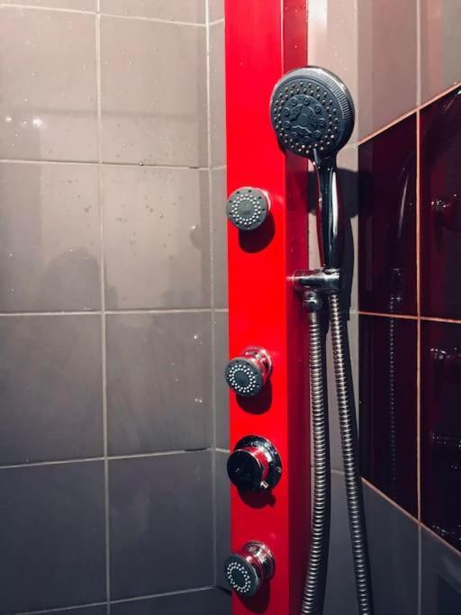 Nowoczesny Apartament Na Pradze ワルシャワ エクステリア 写真
